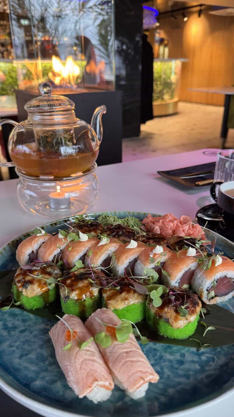 Sushi assortii KAI restos Tallinnas. Restoranide Nädal 2025