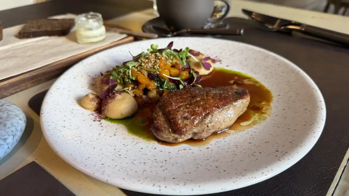 Röstitud pardirind Farm restoran Tallinnas. ToiduNautleja Restoranide Nädal