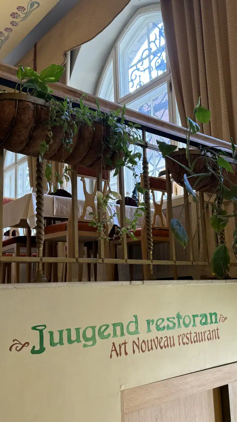 Scheeli restoran Tallinna vanalinnas