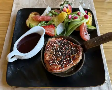 Scheeli restoran Tallinna vanalinnas