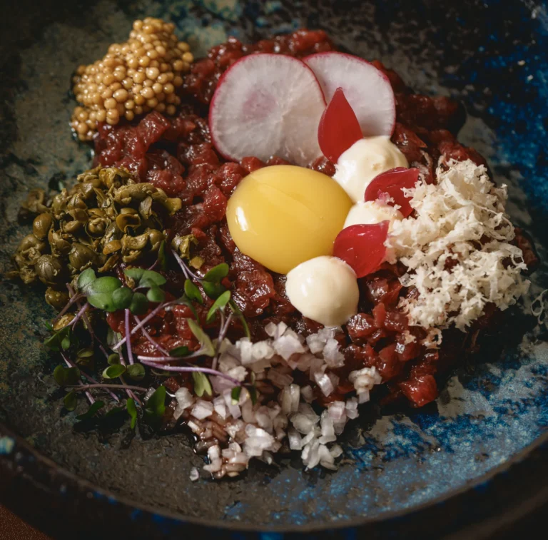 Mix restoran kängurutartar